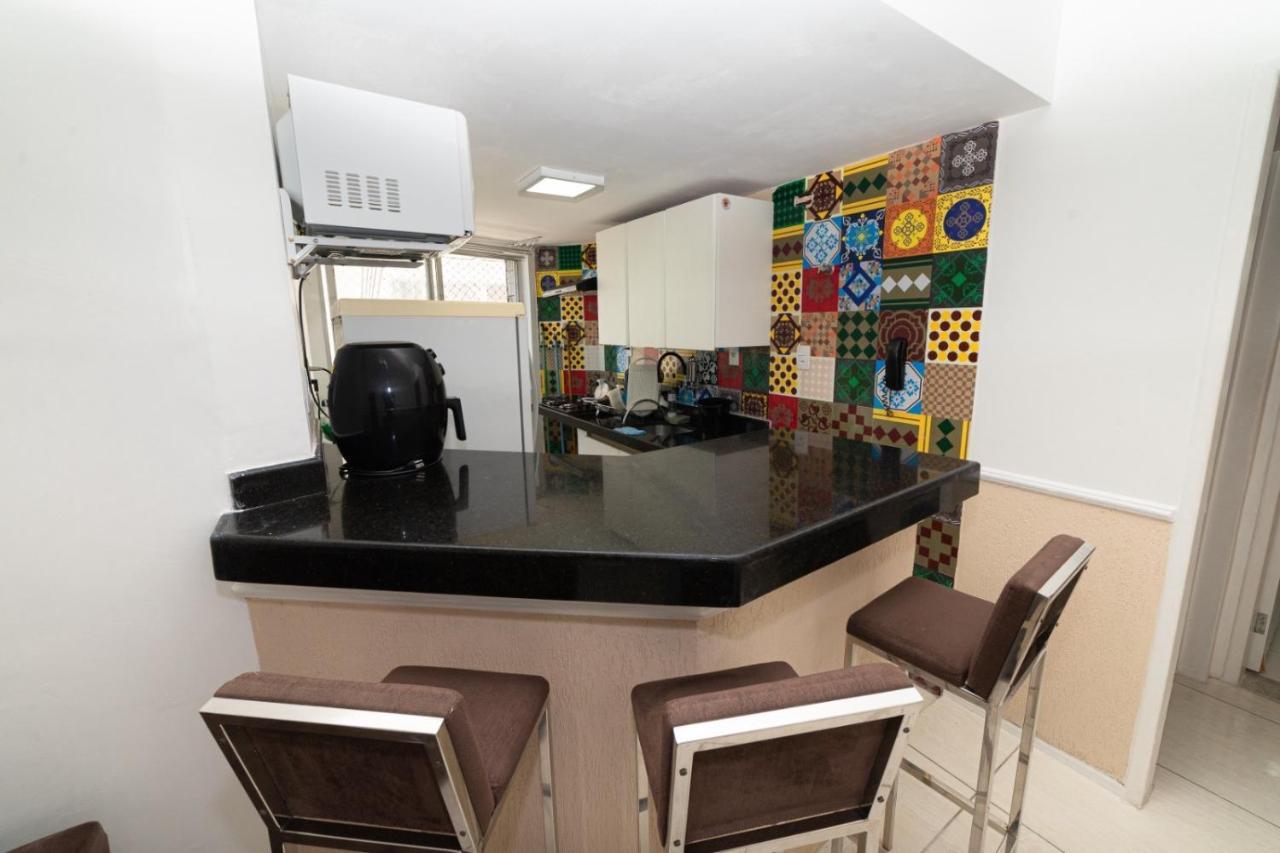 Por Temporada Em Ponta Verde, Com 02 Quartos Com Vista Lateral Mar - Localizacao Na Orla De Apartment *